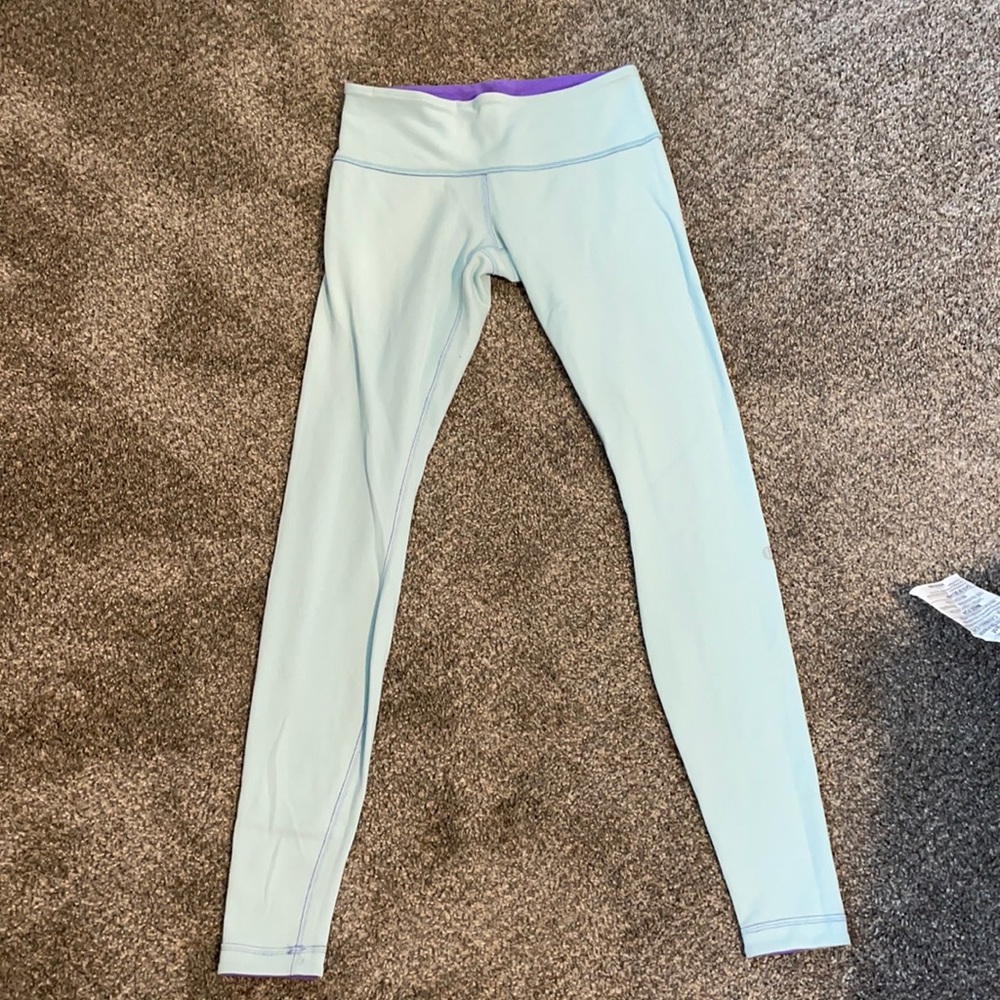 Reversible lululemon leggings!